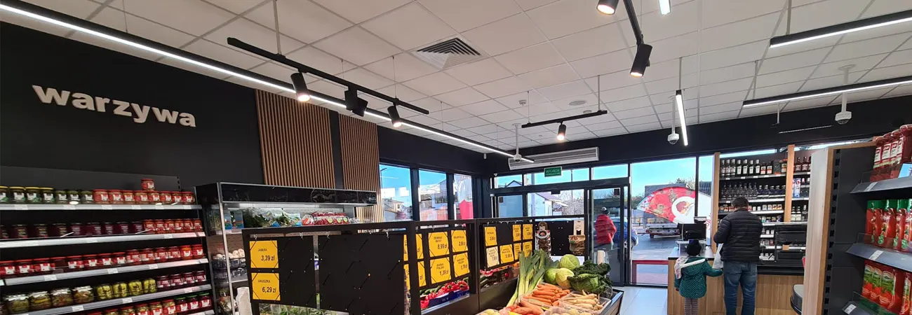 LED track light manufacturer aisle display with VUE track spotlights